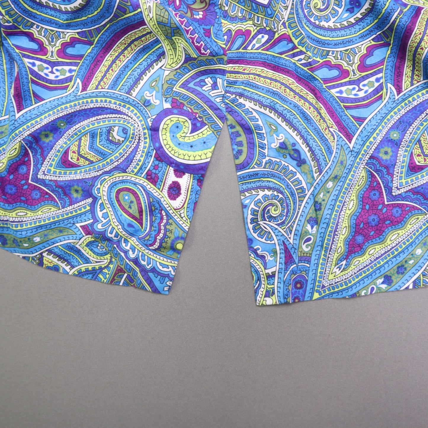 Jones New York Signature Women's Paisley Long Sleeve Button Up Shirt Blue Purple