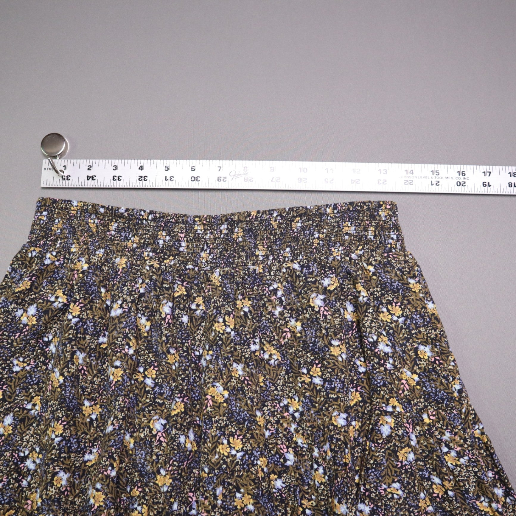 O'Neill Floral Smocked Waist Tiered Mini Skirt Womens Size Medium Boho Ruffle