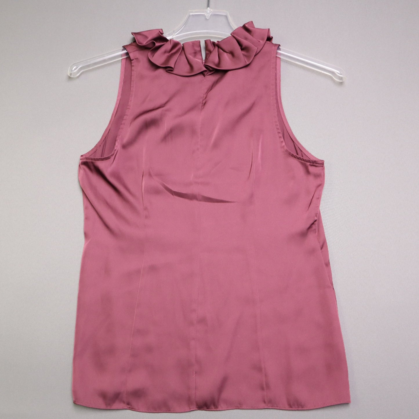 Ann Taylor Petite Ruffle Neck Sleeveless Blouse Mauve Plum Size 6P Satin Finish