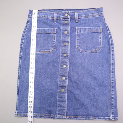 Levi's denim pencil skirt featuring a button-front design 30