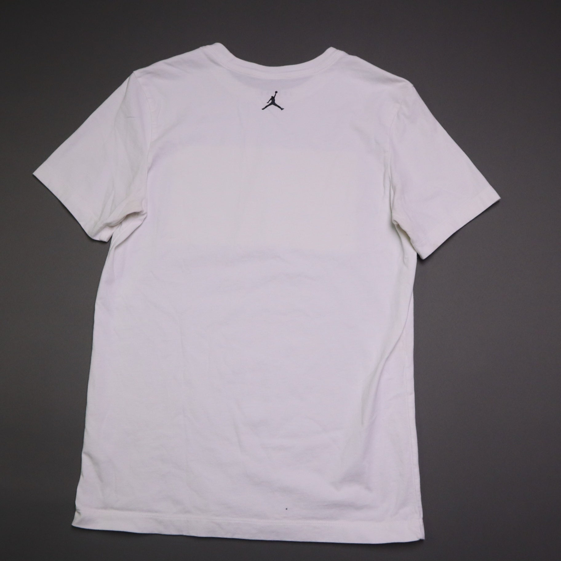 Nike Air Jordan Mens Small White Sky Graphic Sneaker Jumpman T Shirt Short Sleeve