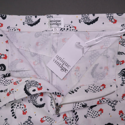Unique Vintage Womens Medium M 6-8 White Chicken Rooster Print Pants NWT Retro