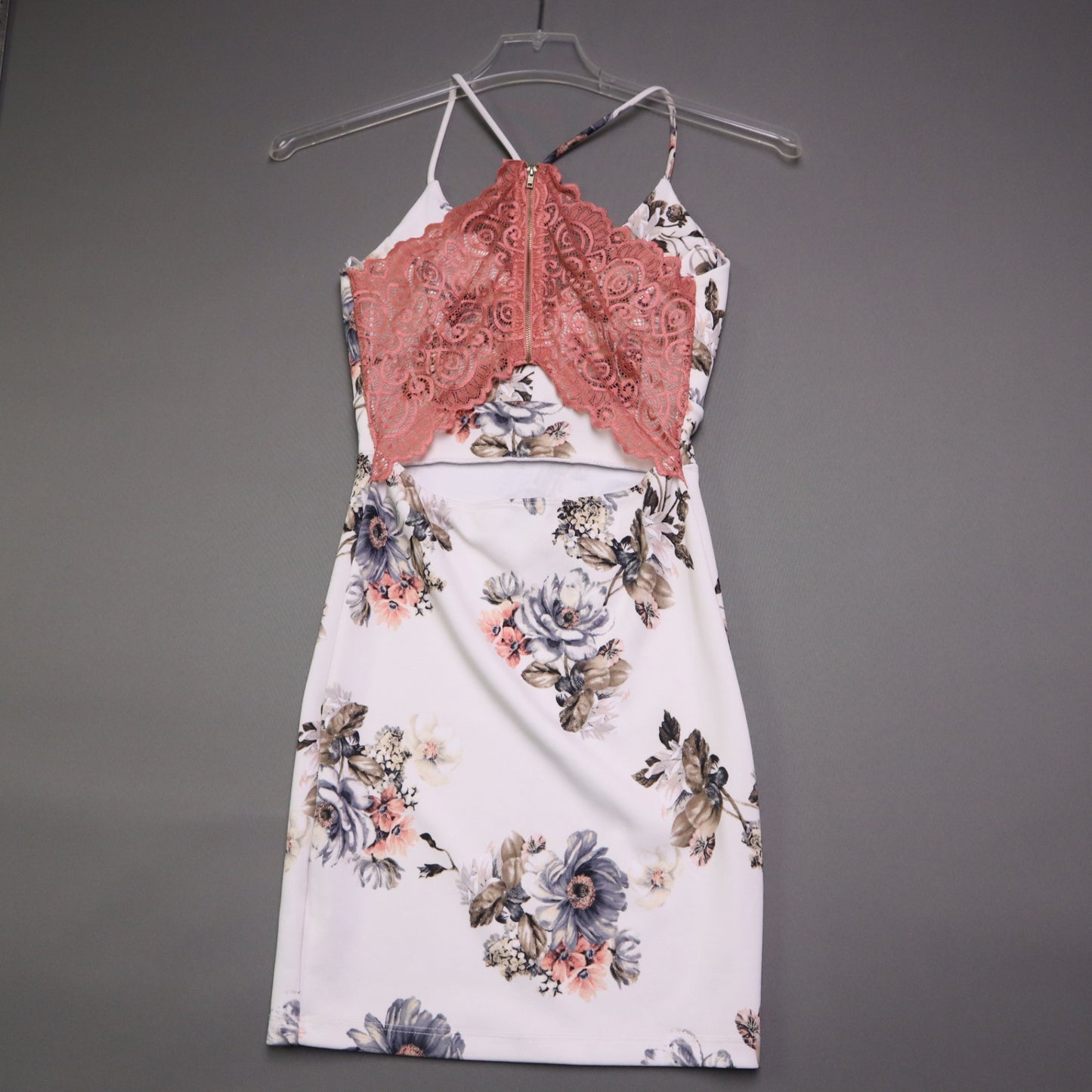 Windsor Womens Small NWT Ivory Floral Lace Back Cutout Bodycon Dress Bodycon Mini
