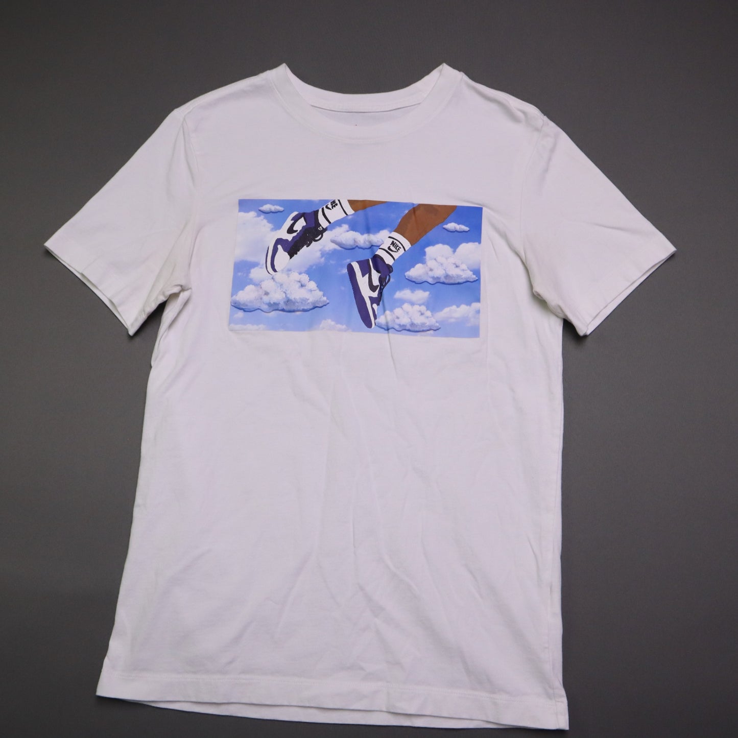 Nike Air Jordan Mens Small White Sky Graphic Sneaker Jumpman T Shirt Short Sleeve