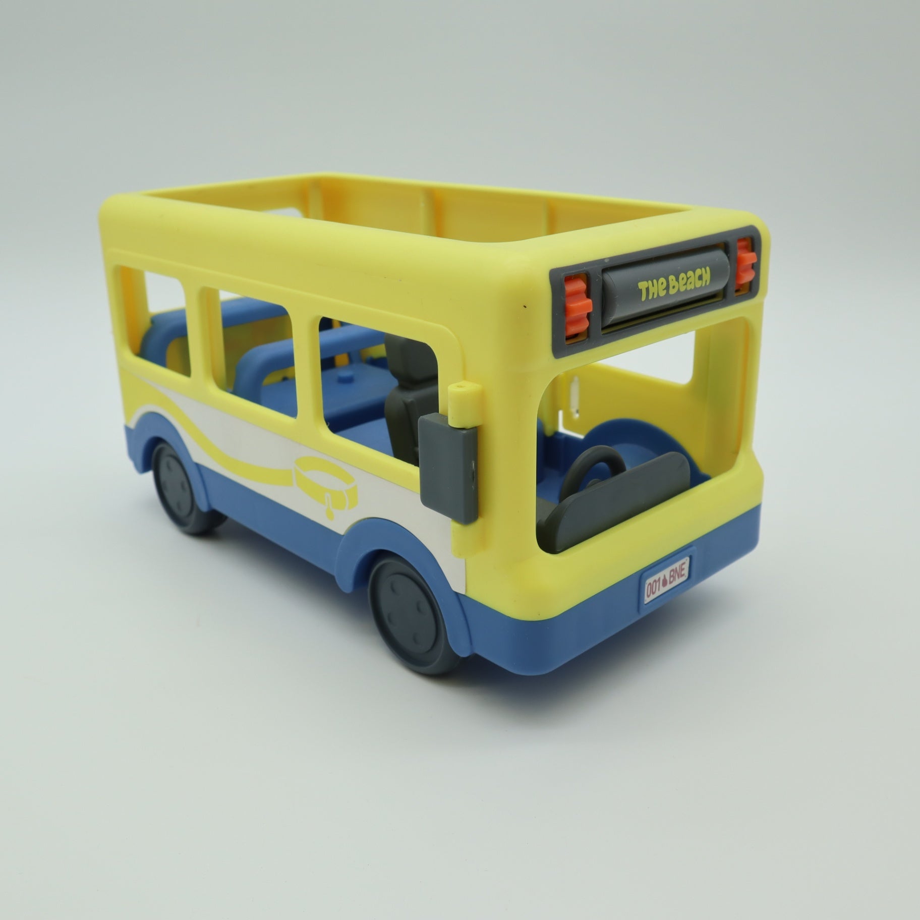 Moose Toys Bluey Bus Vehicle Yellow Brisbane Adventure School Bus Toy Loose