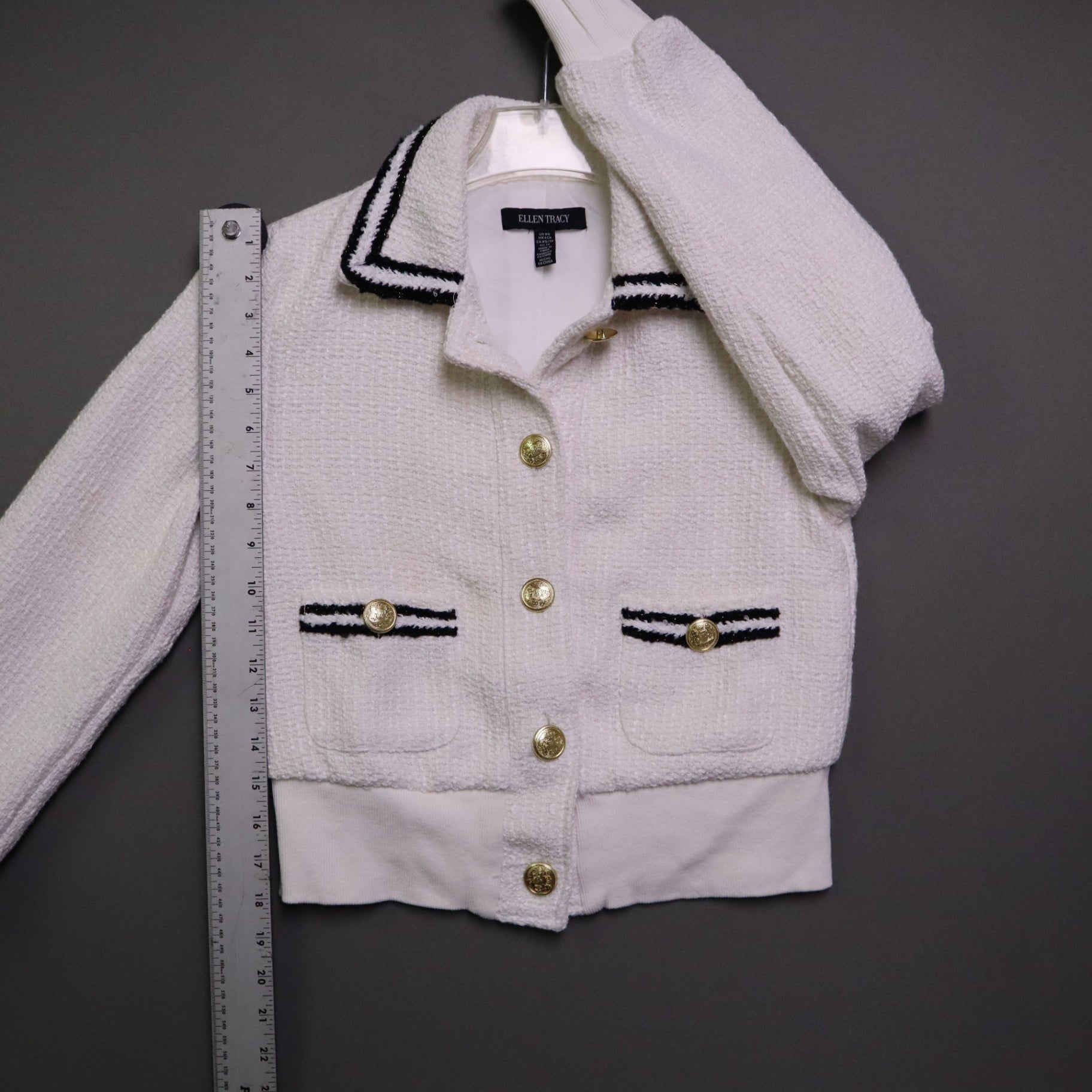 Ellen Tracy Womens XS Tweed Bomber Jacket Cream White Gold Button Cropped Chanel