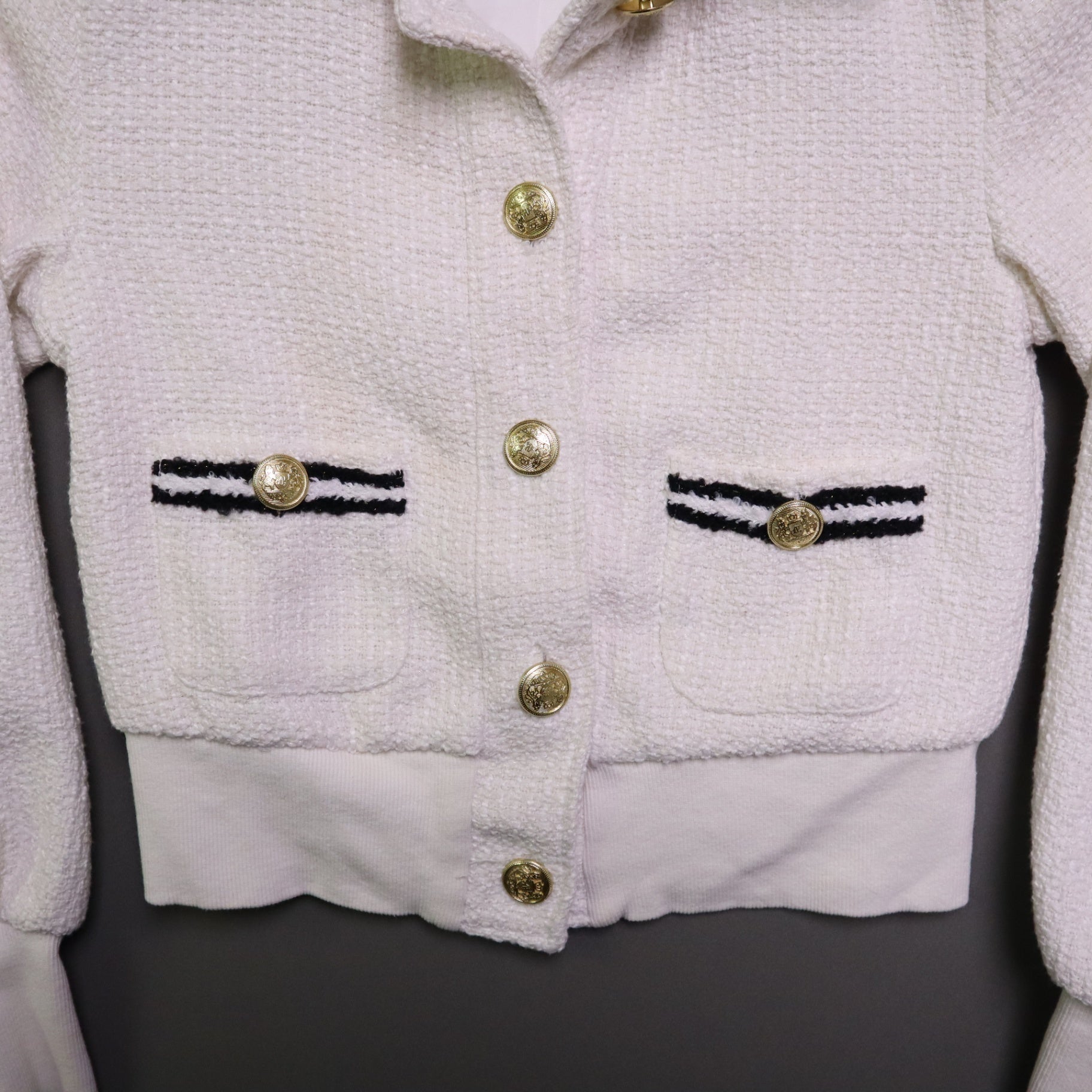 Ellen Tracy Womens XS Tweed Bomber Jacket Cream White Gold Button Cropped Chanel