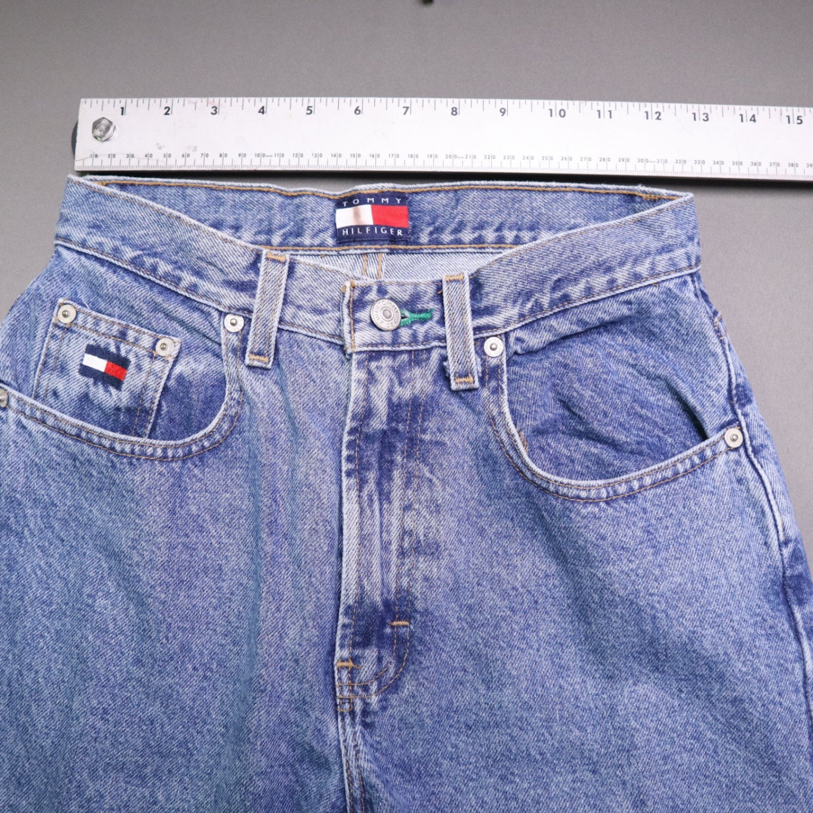 Vintage Tommy Hilfiger Jeans Size 6 Womens High Rise Mom Straight Medium Wash 90s