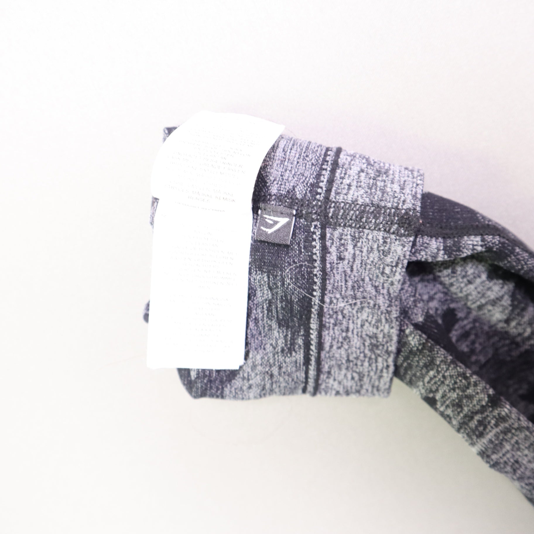 Gymshark Womens Size M Grey Black Camo Seamless High Waist Workout Leggings
