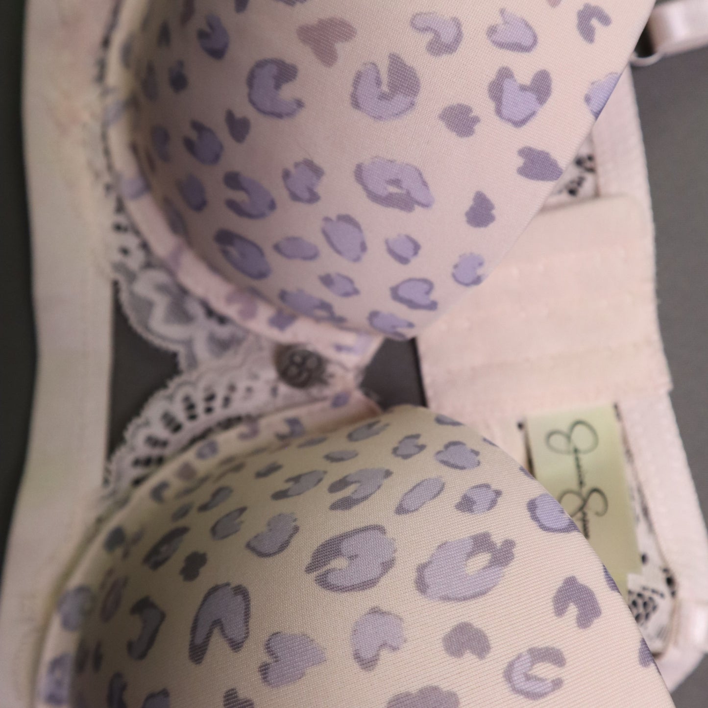 NWT Jessica Simpson Womens Push Up Bra 36C Pink Lavender Animal Print Lace Trim