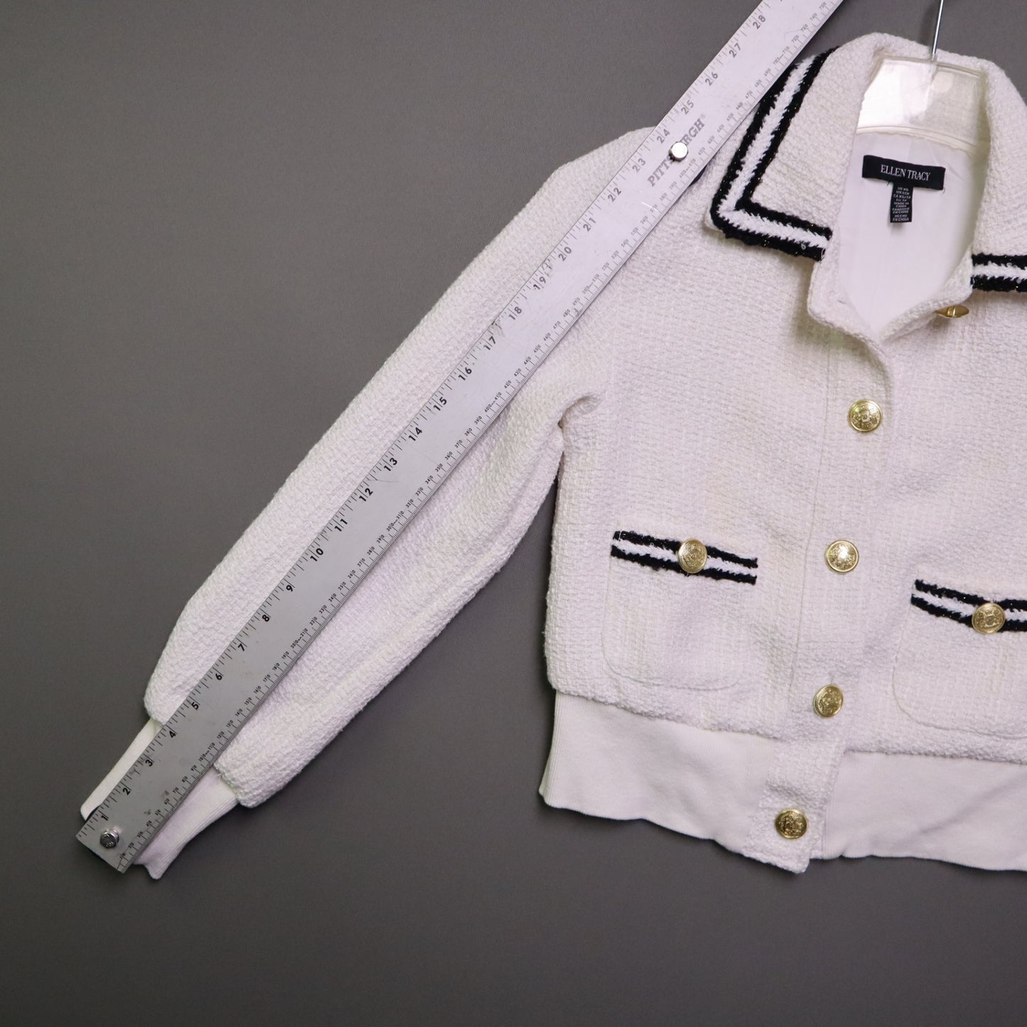 Ellen Tracy Womens XS Tweed Bomber Jacket Cream White Gold Button Cropped Chanel