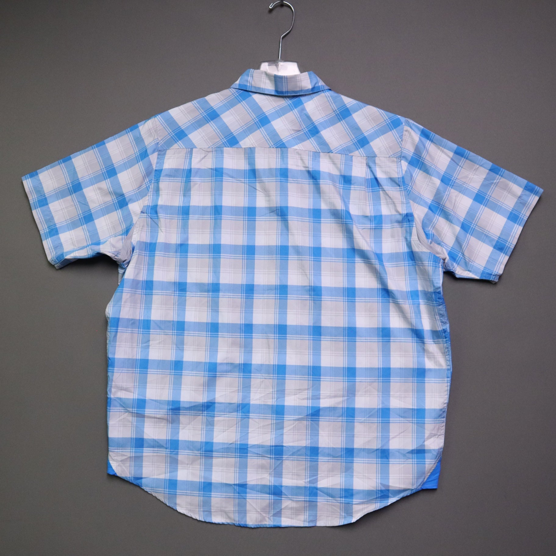 Under Armour Mens Large Shirt Short Sleeve Plaid Blue HeatGear Loose Fit Golf