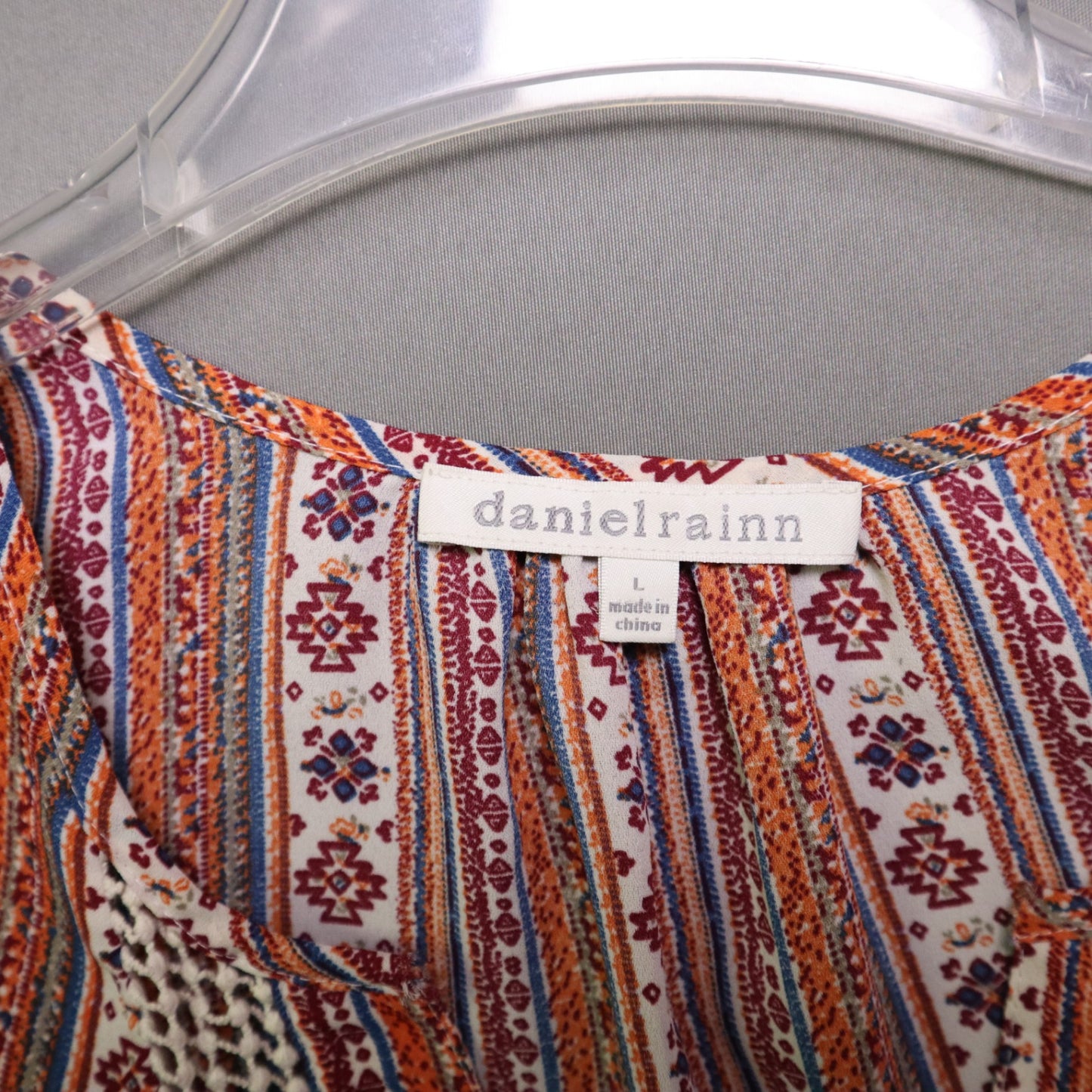 Daniel Rainn Womens Large Boho Printed Sleeveless Top Crochet Trim V-Neck Blouse