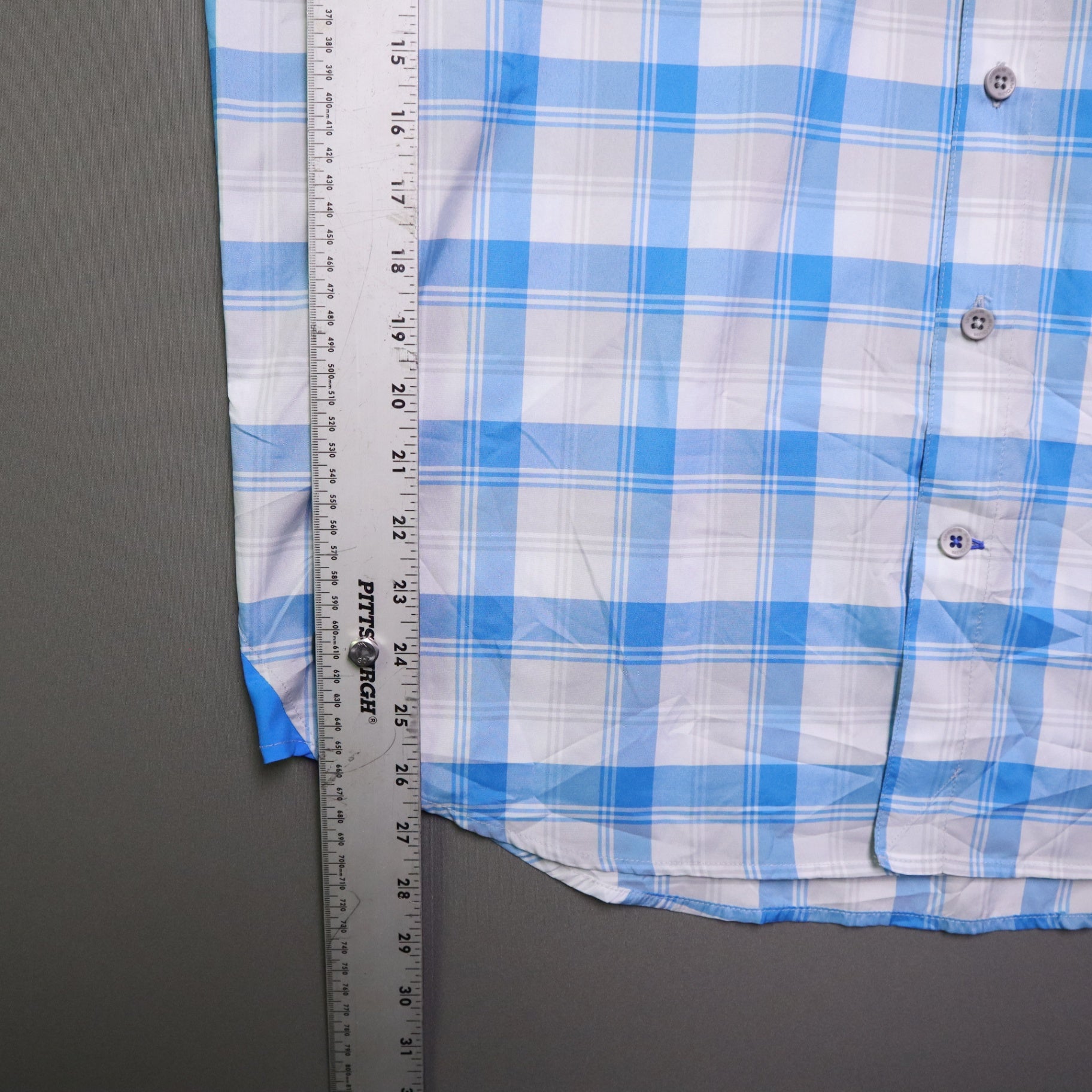 Under Armour Mens Large Shirt Short Sleeve Plaid Blue HeatGear Loose Fit Golf