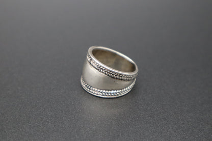 VTG Sterling Silver 925 Wide Cigar Band Ring Rope Braided Border Detail