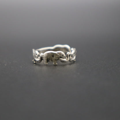 Jewelry VTG Sterling Silver Elephant Parade Trunk Up Good Luck Band Ring 2.37g