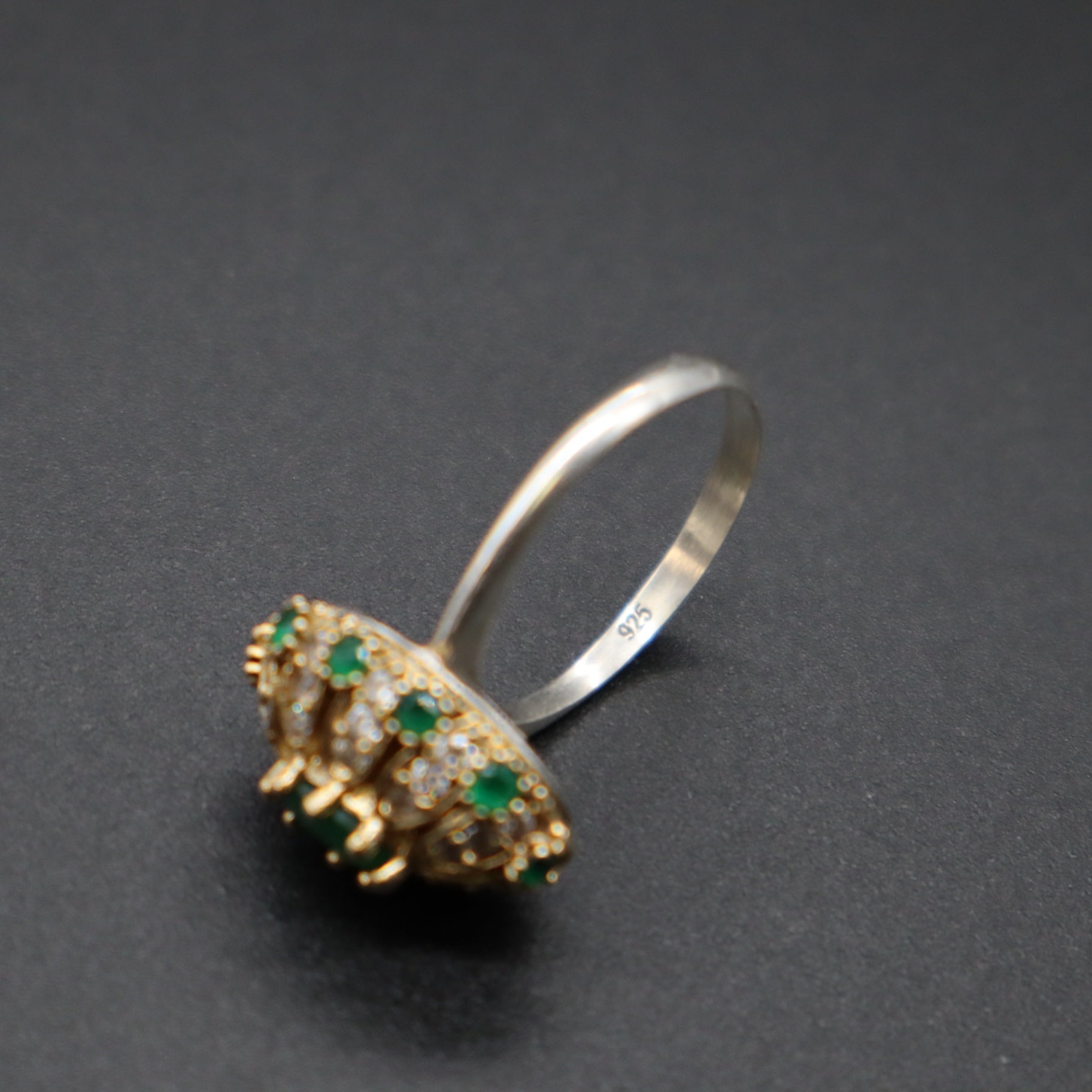 VTG 925 Sterling Silver Turkish Ottoman Emerald CZ Oval Cluster Dome Ring 4.9g