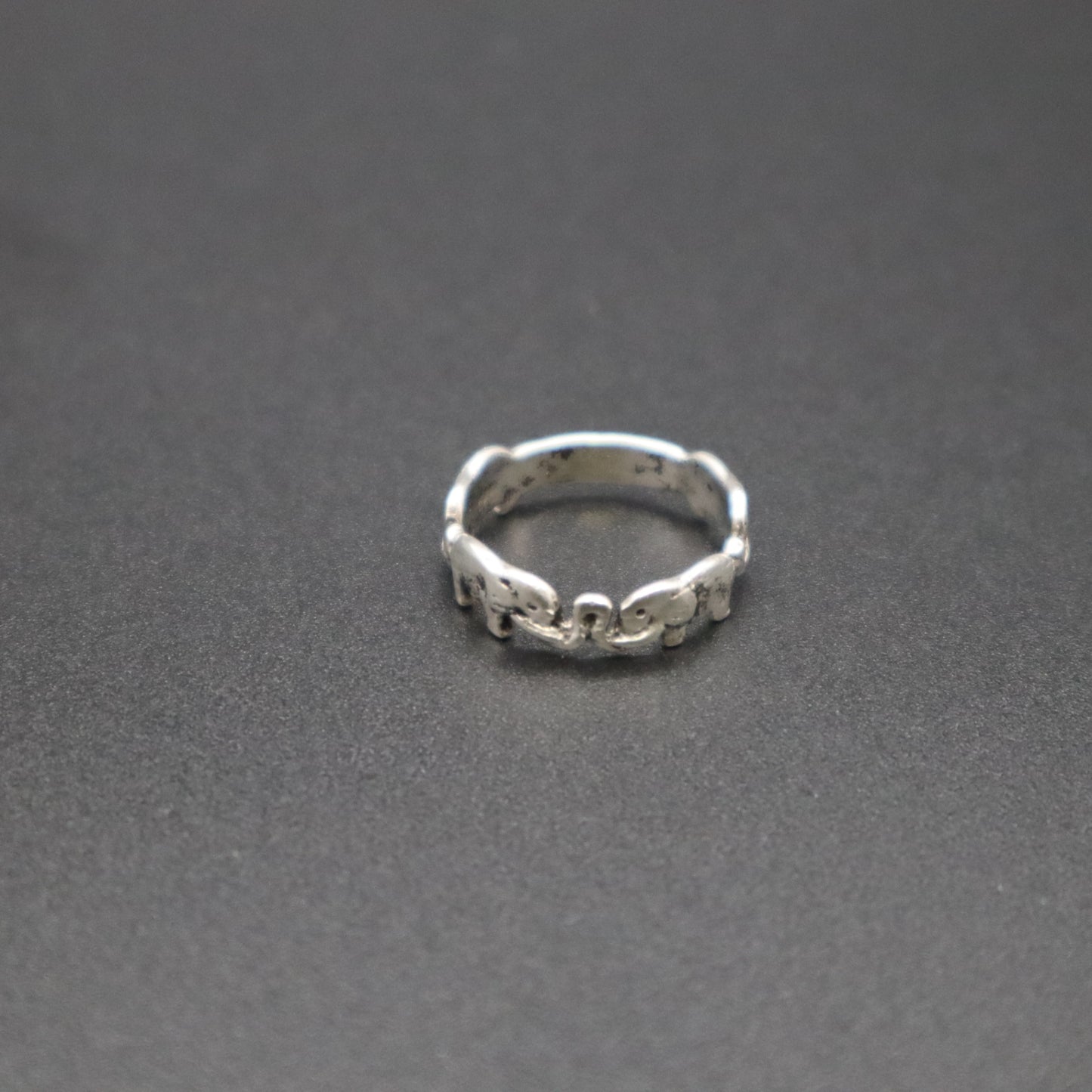 Jewelry VTG Sterling Silver Elephant Parade Trunk Up Good Luck Band Ring 2.37g