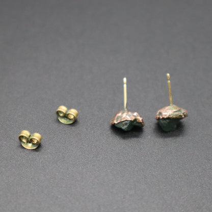 Raw Emerald Electroformed Stud Earrings Uncut Green Gemstone Copper Posts 1.66g