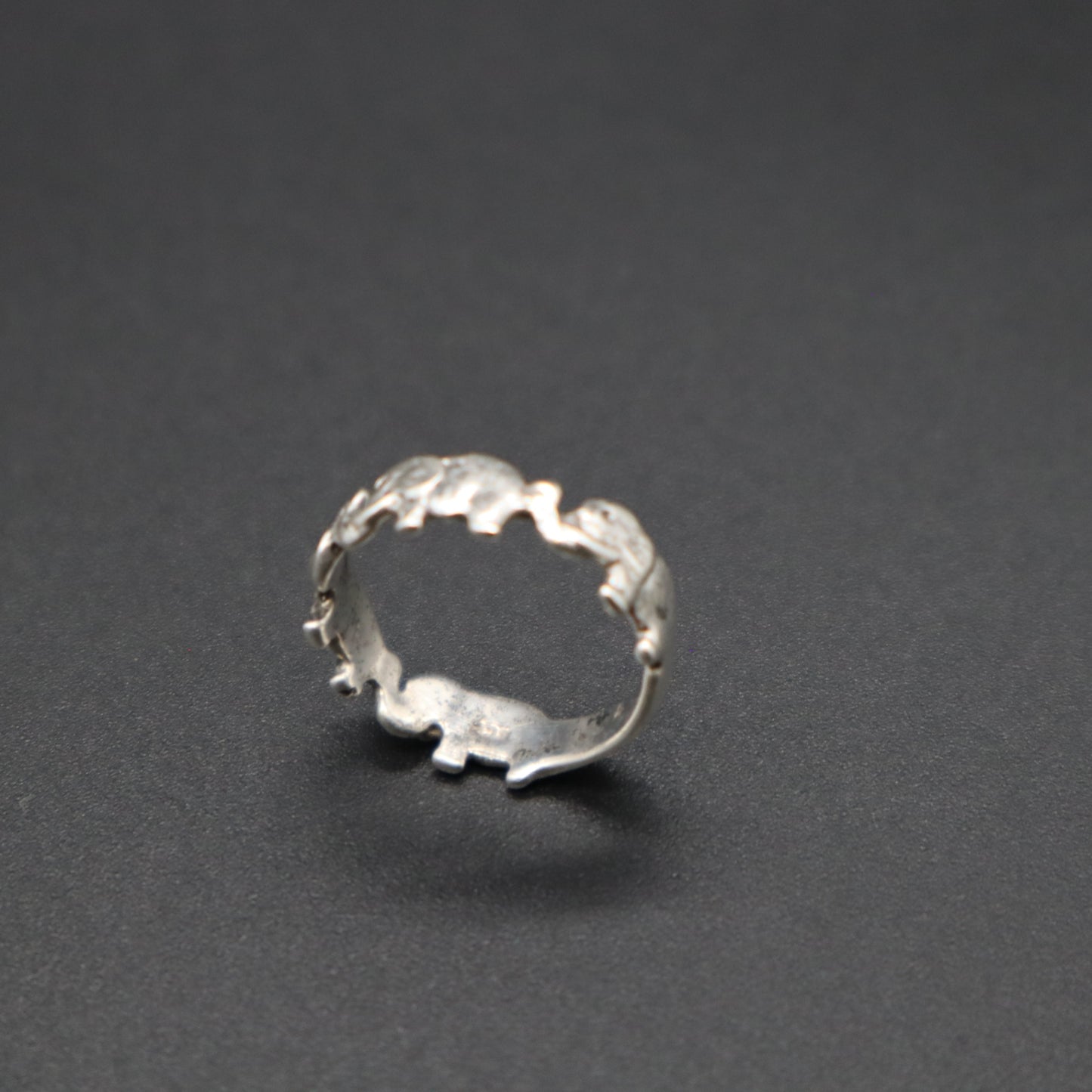 Jewelry VTG Sterling Silver Elephant Parade Trunk Up Good Luck Band Ring 2.37g