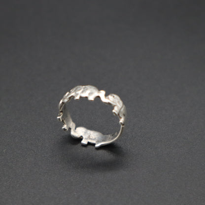 Jewelry VTG Sterling Silver Elephant Parade Trunk Up Good Luck Band Ring 2.37g