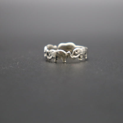Jewelry VTG Sterling Silver Elephant Parade Trunk Up Good Luck Band Ring 2.37g