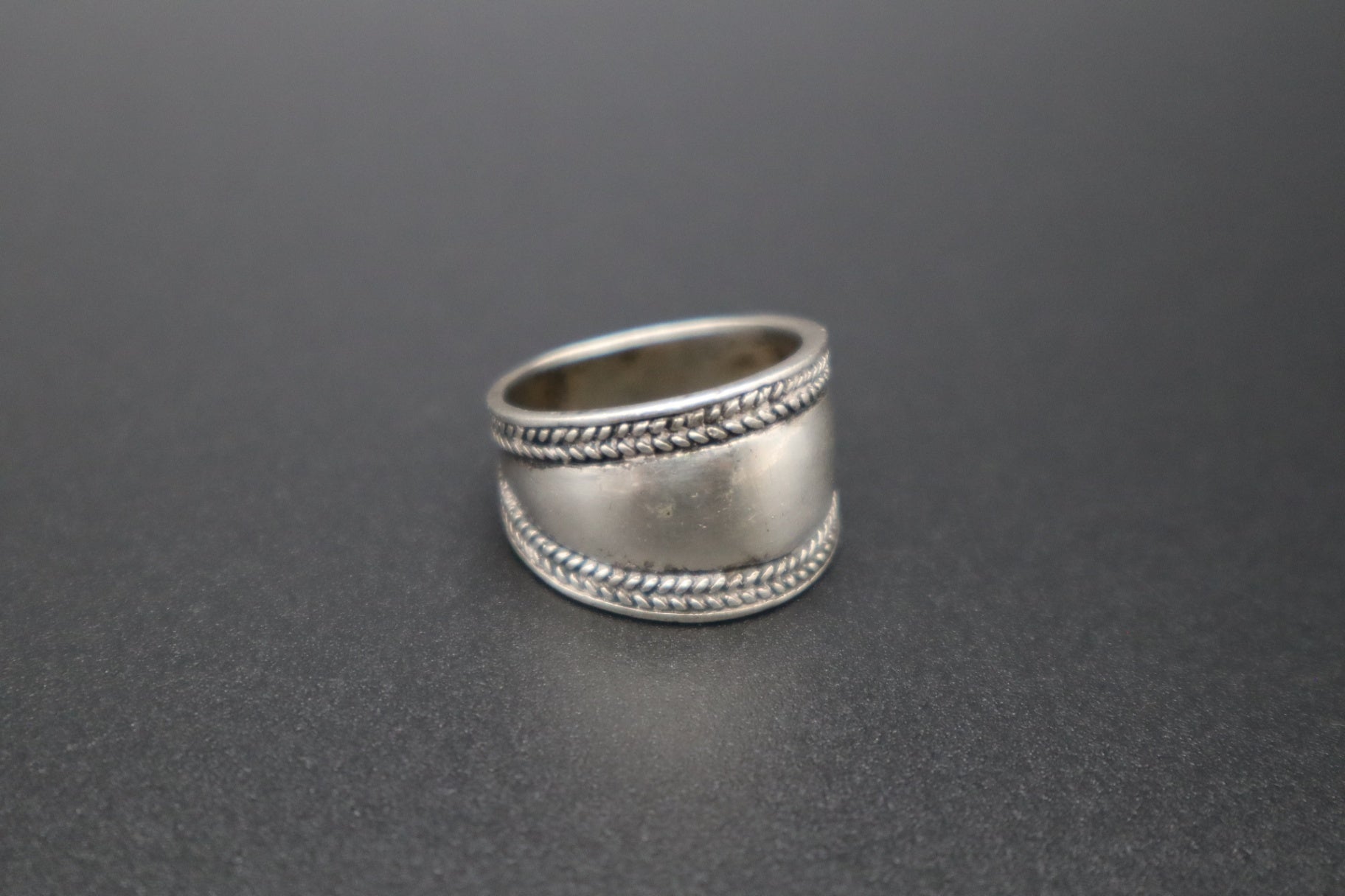 VTG Sterling Silver 925 Wide Cigar Band Ring Rope Braided Border Detail