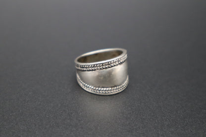 VTG Sterling Silver 925 Wide Cigar Band Ring Rope Braided Border Detail