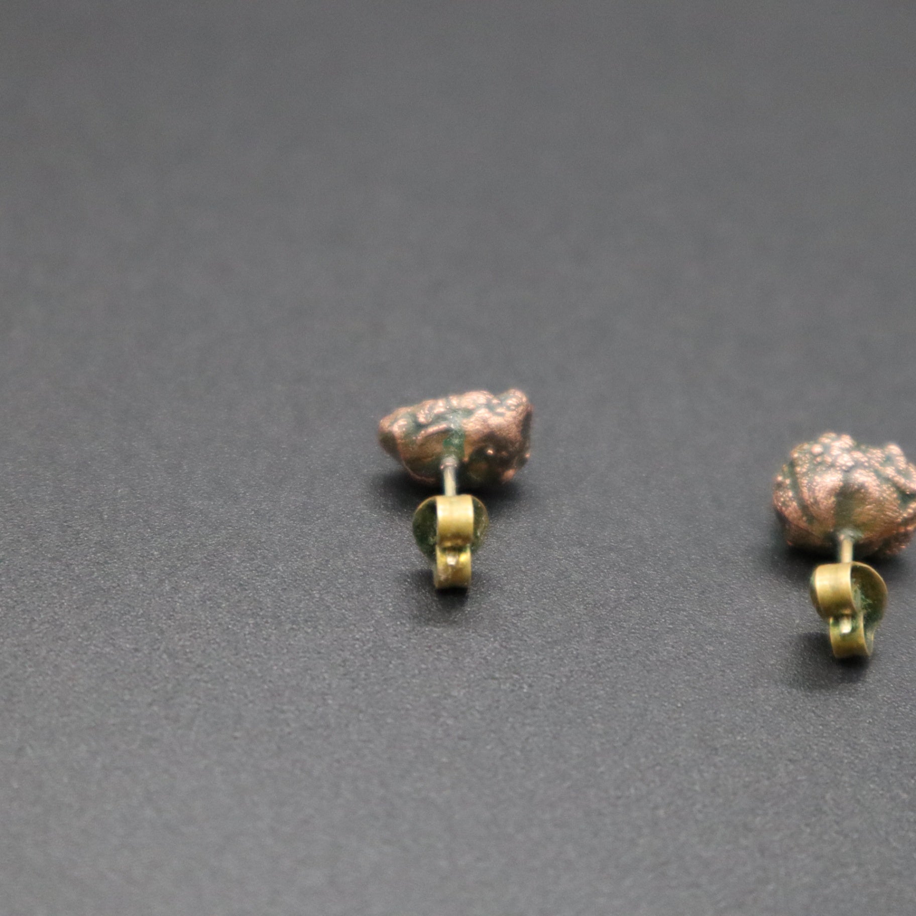Raw Emerald Electroformed Stud Earrings Uncut Green Gemstone Copper Posts 1.66g