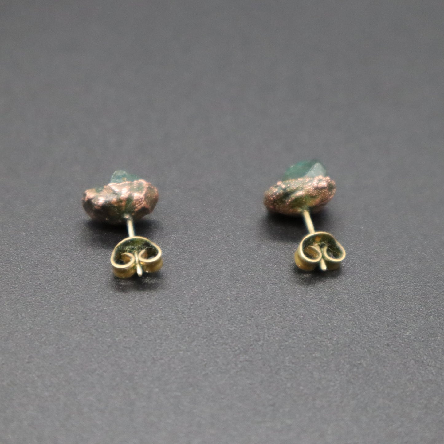Raw Emerald Electroformed Stud Earrings Uncut Green Gemstone Copper Posts 1.66g