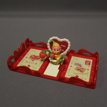 POP MART Sweet Bean As Sweet As Strawberries Pop-Up Storybook Figure