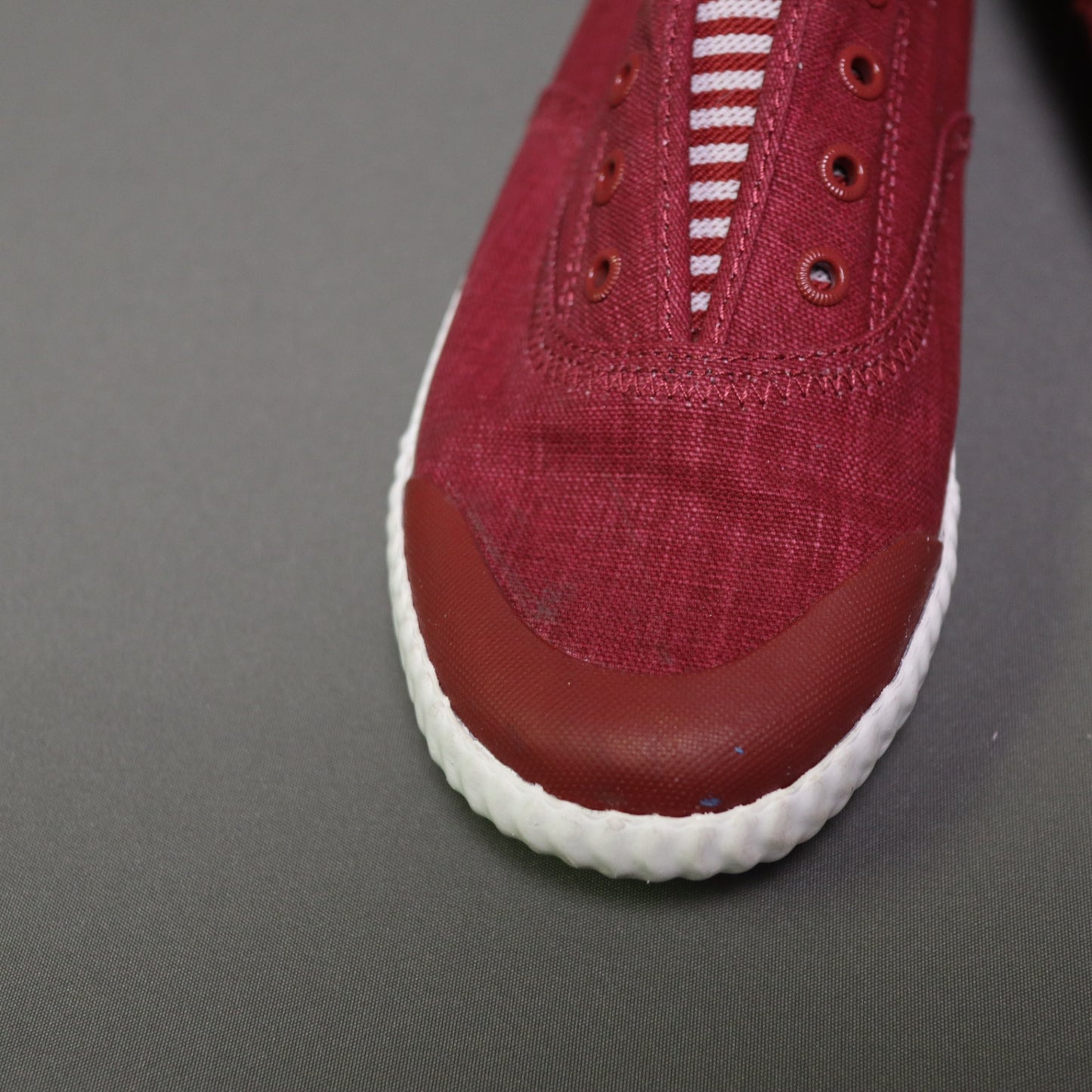 Sperry Crest Vibe Linen Slip On Sneakers Size 8 Womens Burgundy Red
