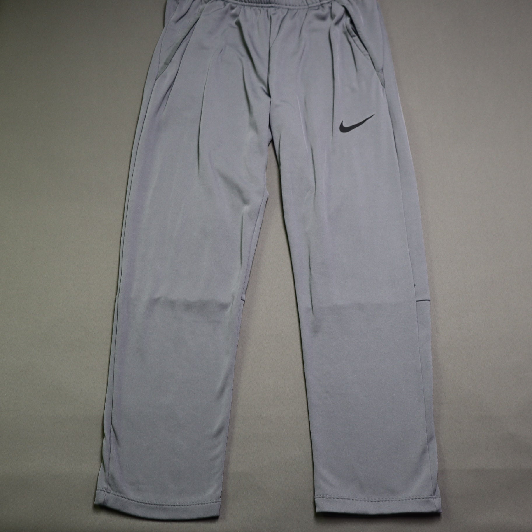 Nike Dri-FIT Men's Sweatpants Grey Size L Athletic Training Gym Pants Warm Up Trousers