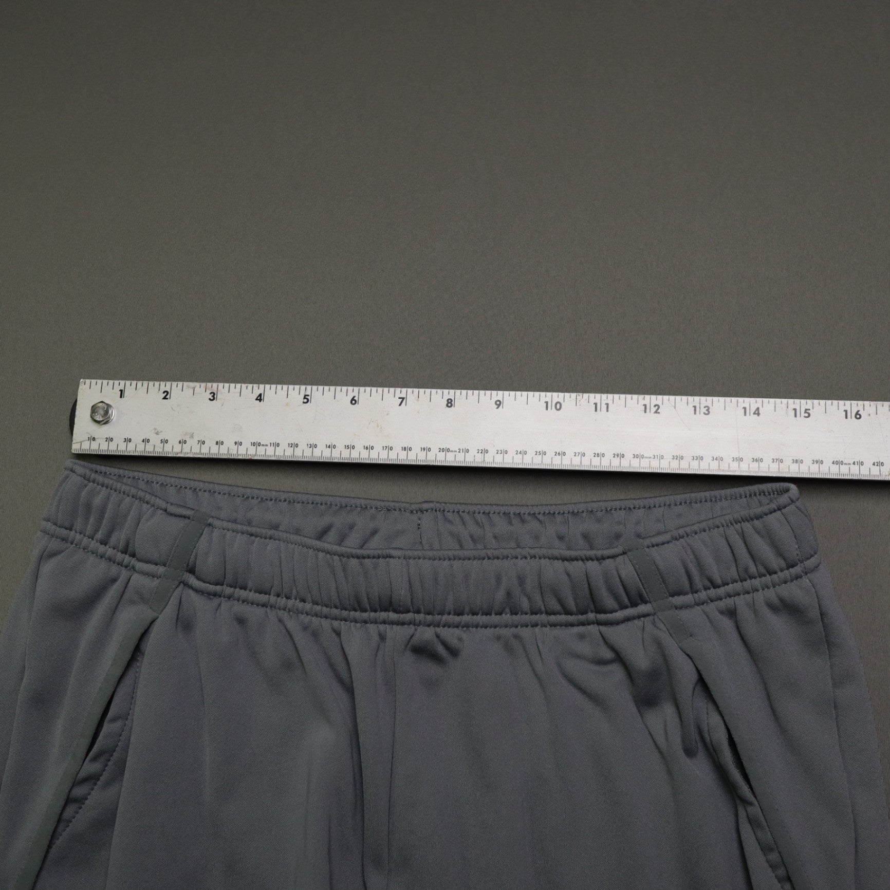 Nike Dri-FIT Men's Sweatpants Grey Size L Athletic Training Gym Pants Warm Up Trousers