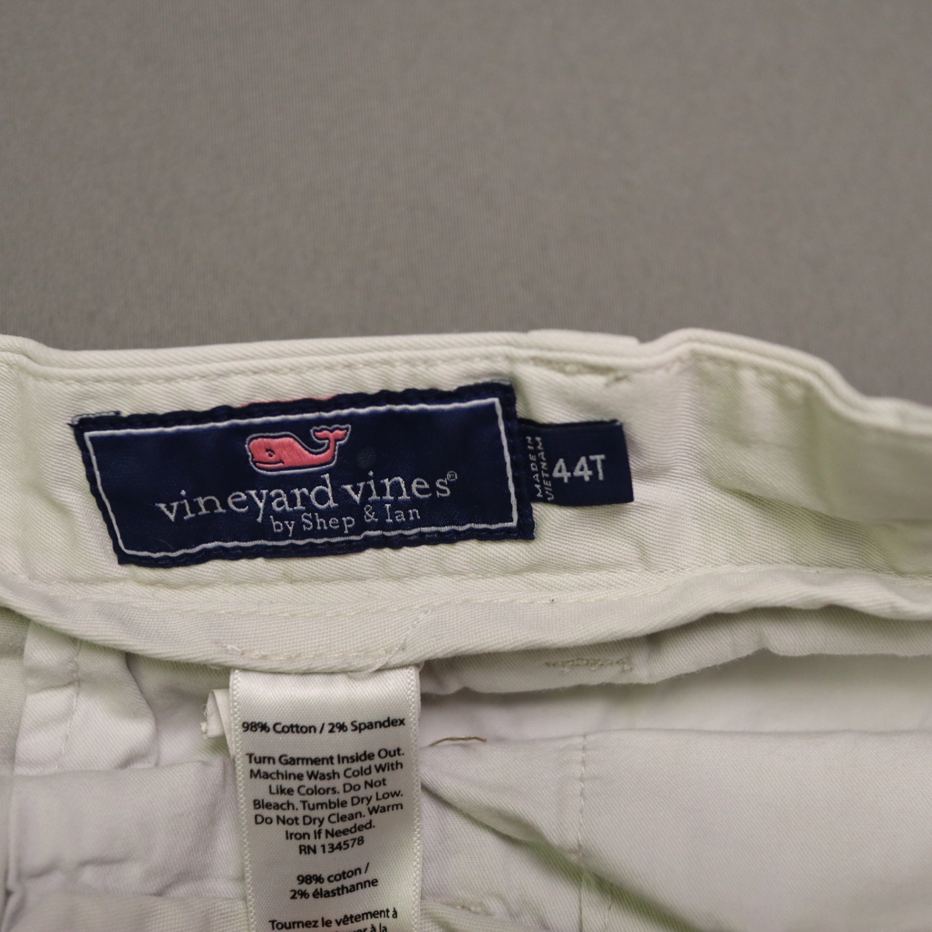 Vineyard Vines Bottoms 44T