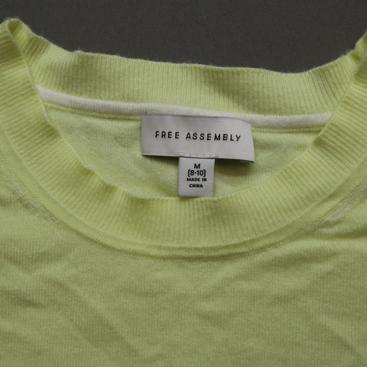 Free Assembly Womens M Short Sleeve Sweater Knit Top Lime Yellow Crewneck 8-10
