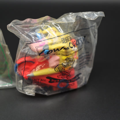 Vintage Cartoon Network Cow and Chicken Taco Bell Toys Lot 1999 Sealed
