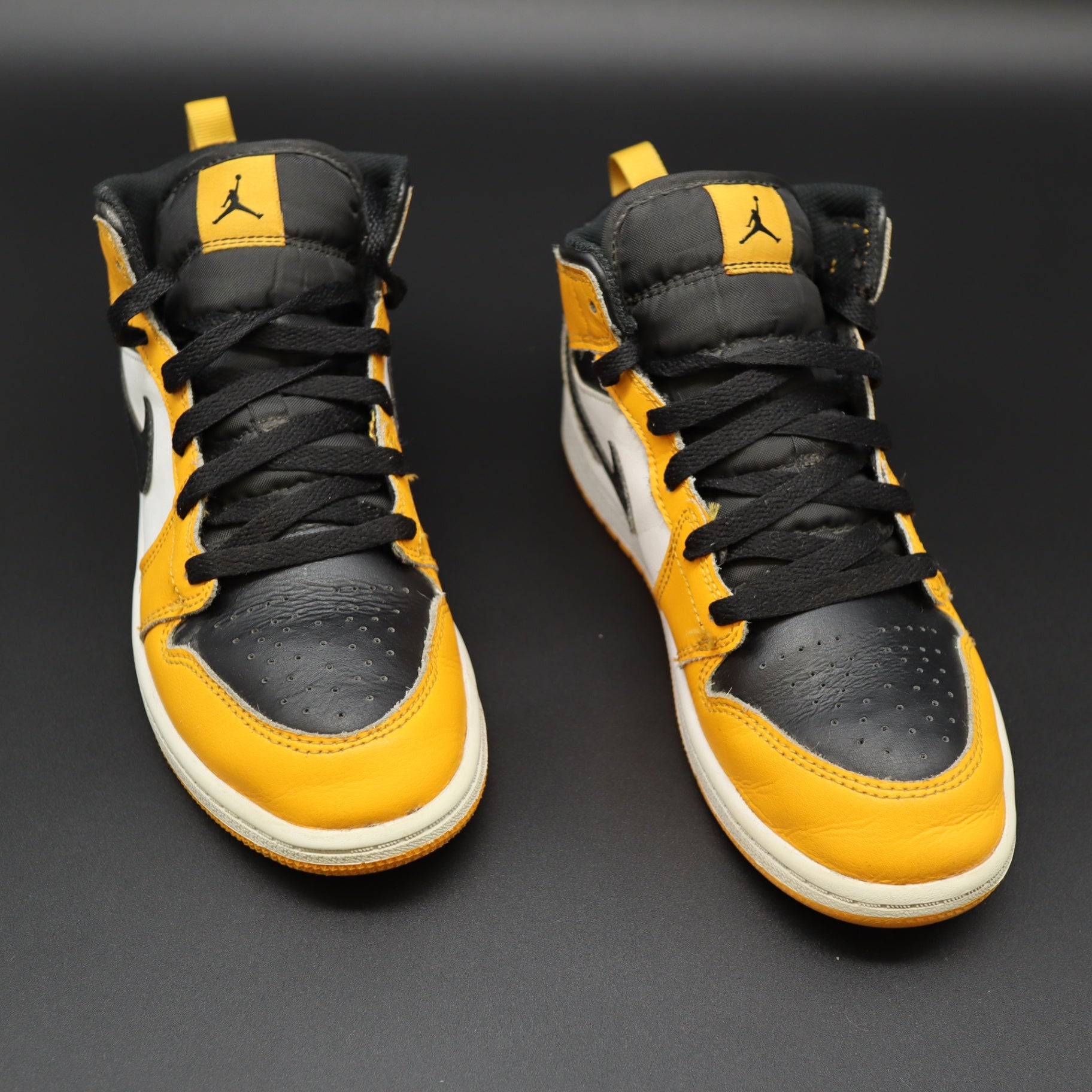 Air Jordan 1 Mid PS Taxi Yellow Black White Sneakers Kids Size 3Y 640734-701