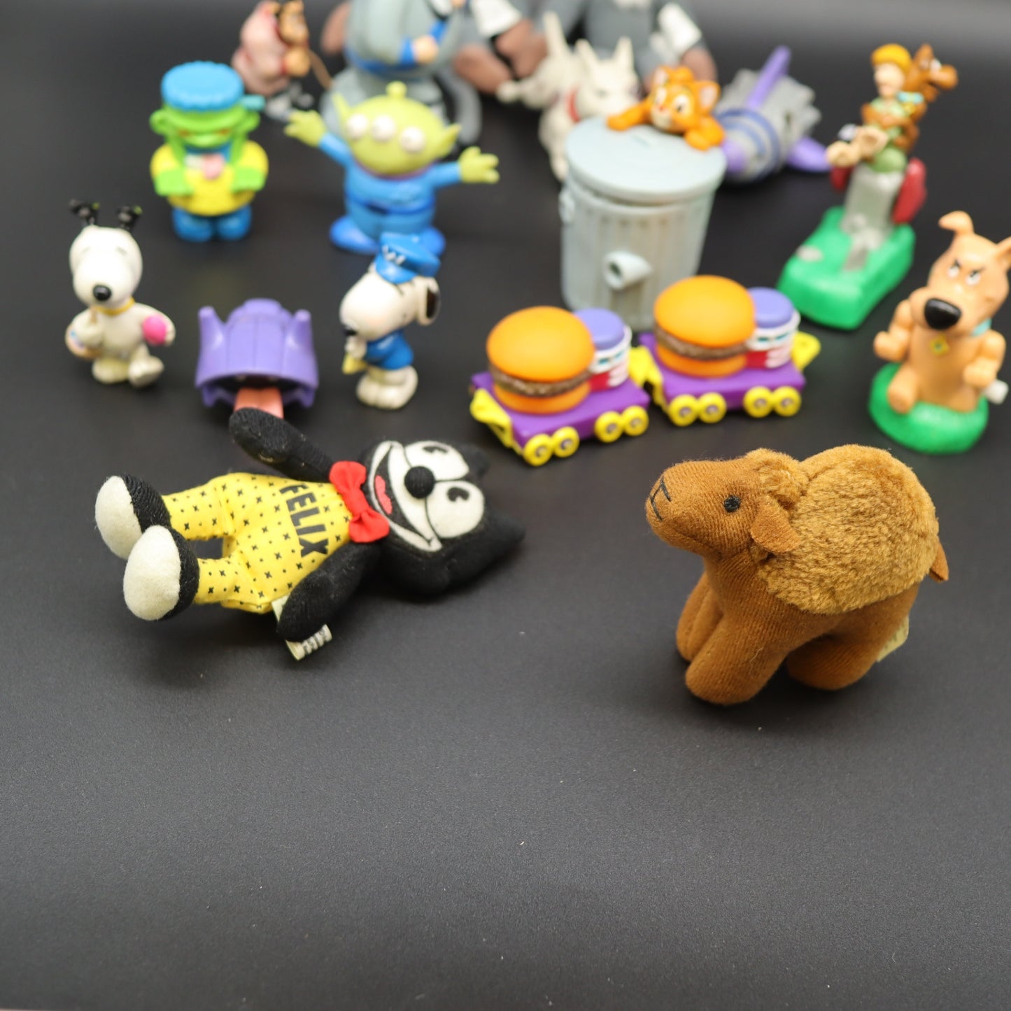 Vintage Toys Lot Disney Lion King Rafiki Mulan Peanuts Snoopy Scooby Doo Felix