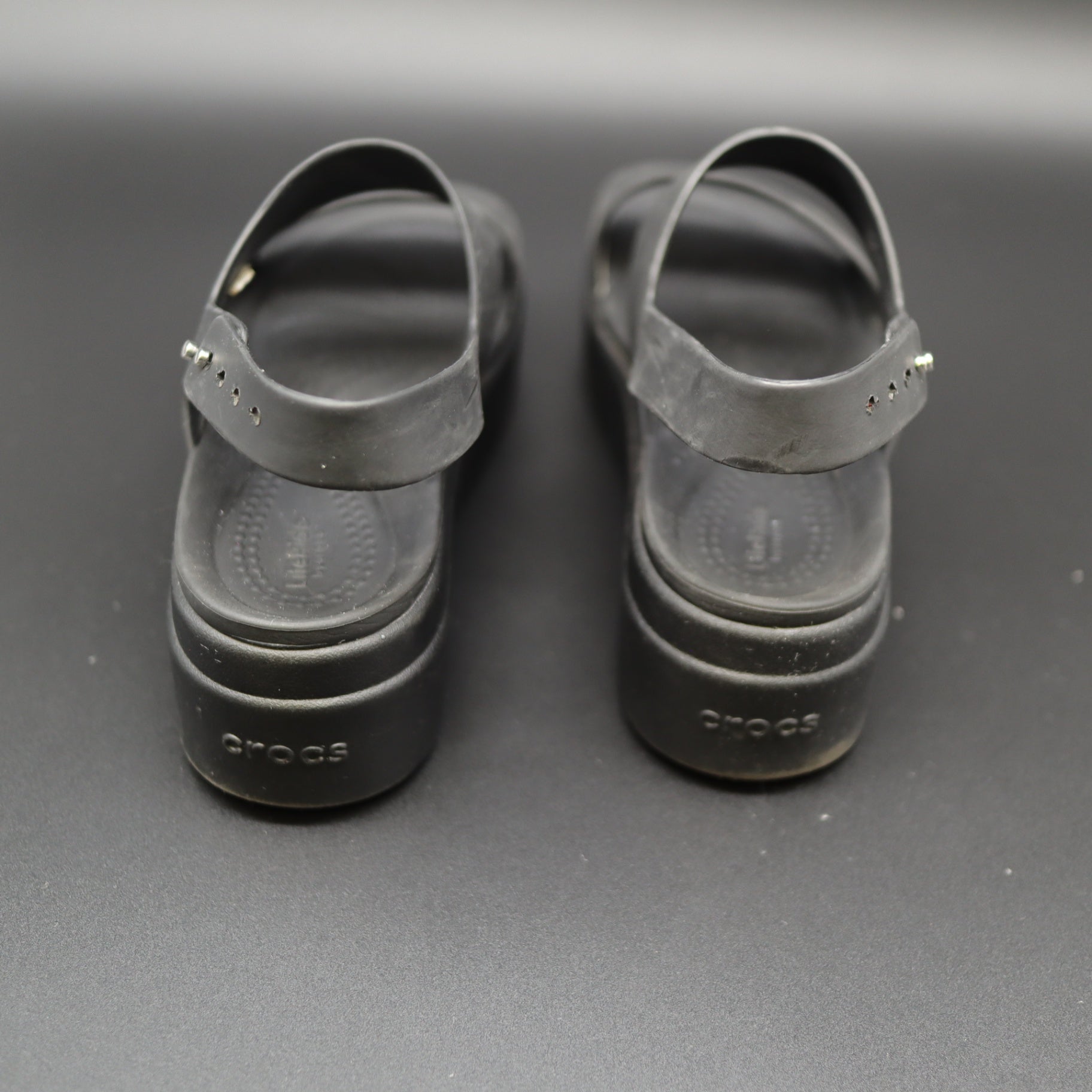 Crocs Brooklyn Low Wedge Sandals Black Platform Slingback Womens Size 6 W6