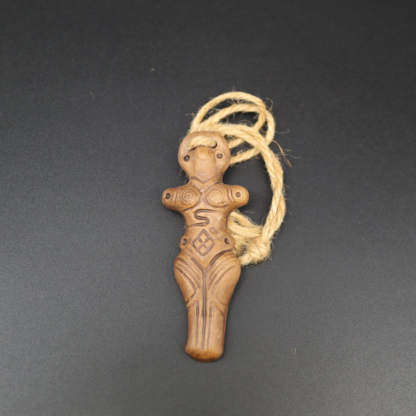 Neolithic Cucuteni Trypillia Goddess Fertility Idol Clay Terracotta Pendant