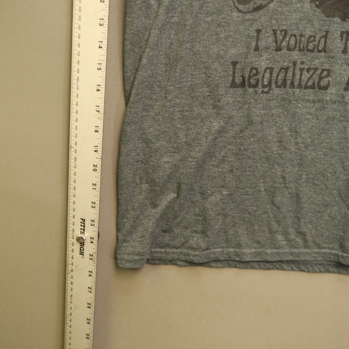 Cheech and Chong T-Shirt Mens Medium Heather Grey Cannabox Legalize It Graphic