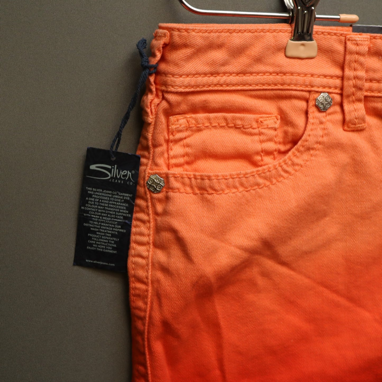 NWT Silver Jeans Co Francy Ombre Denim Mini Skirt W30 Orange Raw Hem Sunset