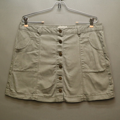 Jolt Olive Green Button Front Mini Skirt Size 13/31W Utility Cargo Pockets A-Line