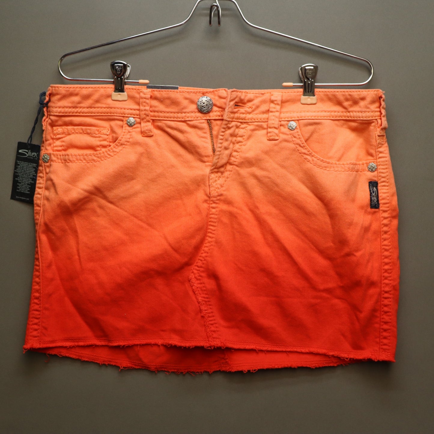 NWT Silver Jeans Co Francy Ombre Denim Mini Skirt W30 Orange Raw Hem Sunset