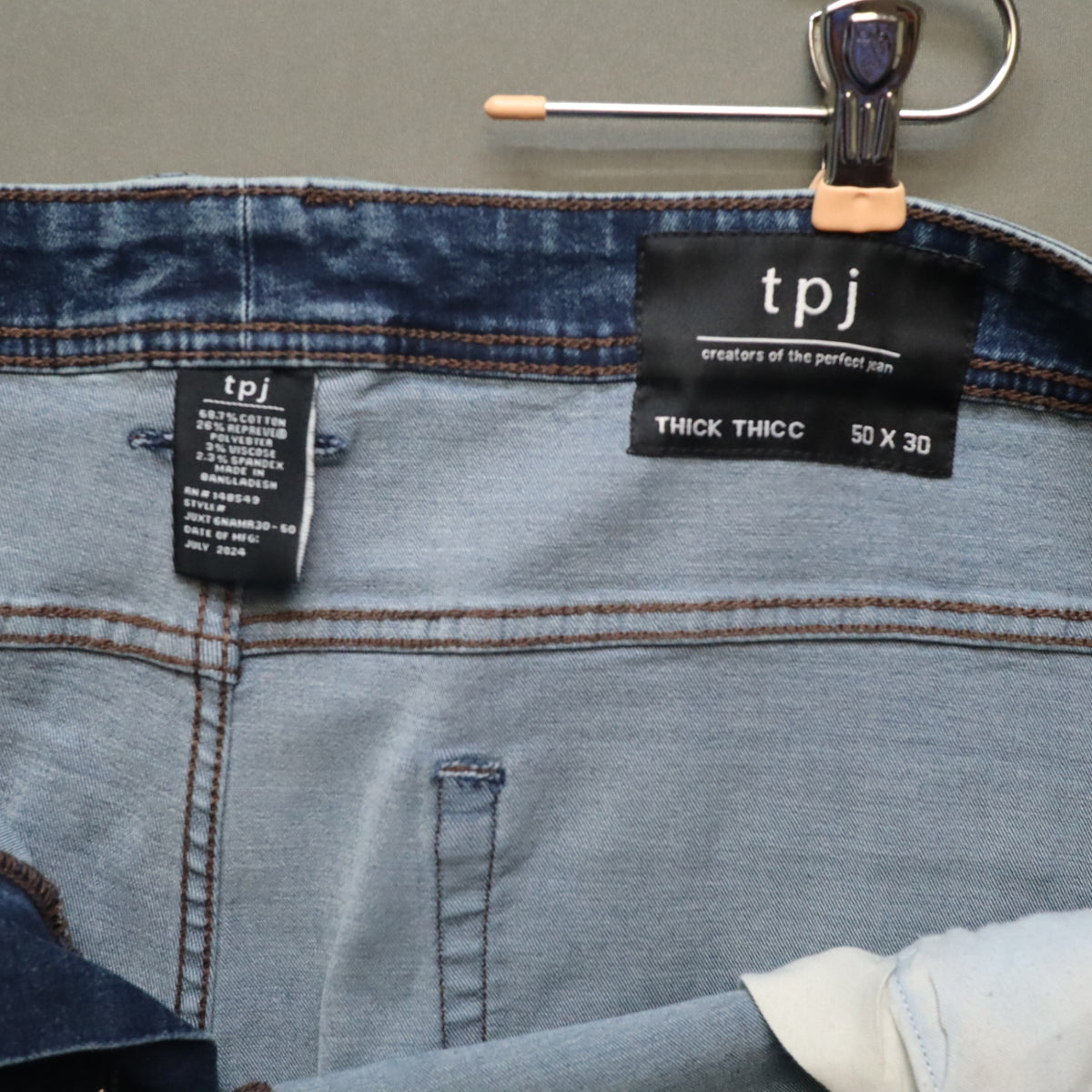 TPJ The Perfect Jean Thick Thicc Stretch Jeans Mens 50x30 Blue Athletic Fit