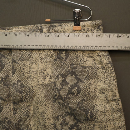 NWT Cotton On Snake Print Denim Mini Skirt Size 32 Beige Grey Snakeskin Mid Rise