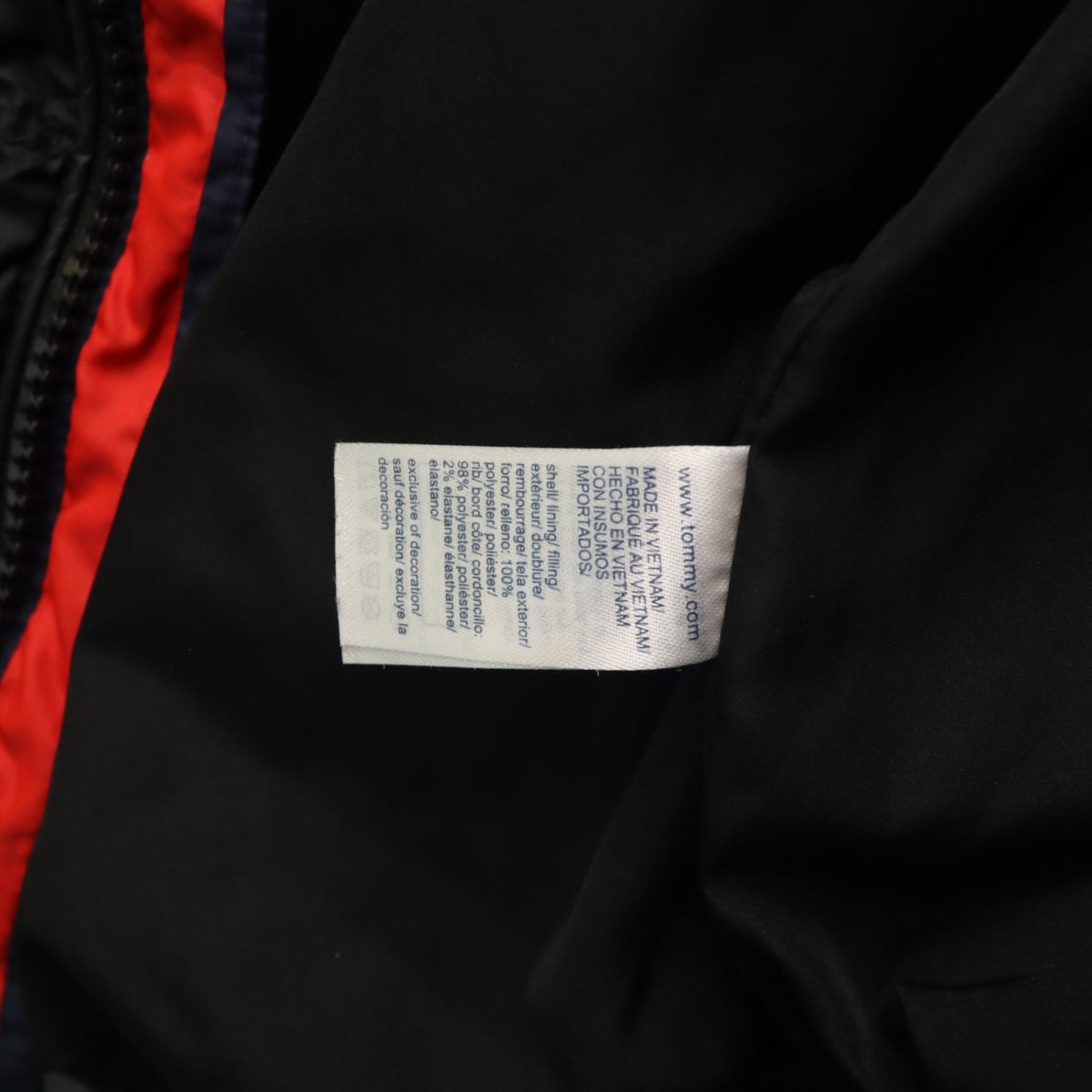 Tommy Hilfiger Boys Puffer Vest Black Size 4/4T Full Zip spellout Back Sleeveless