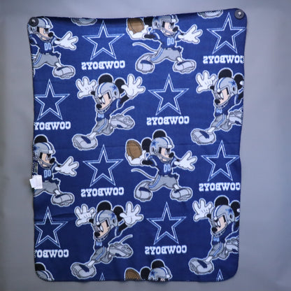 Vintage 2012 Disney Dallas Cowboys Mickey Mouse Fleece Throw Blanket 37x47 NFL