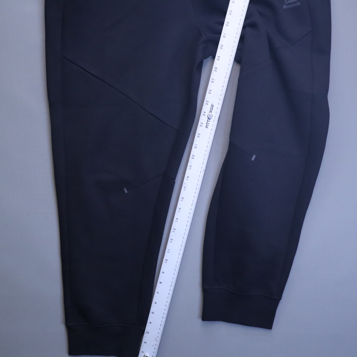 NWT Reebok Mens Slim Fit Fleece Jogger Sweatpants Black 3XL Zipper Pocket Tech